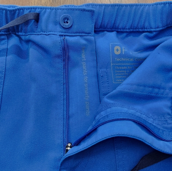 FIGS Men Scrub Cairo Cargo Pants Royal Blue Sz M/S Technical Collection TM3001S - Picture 8 of 11